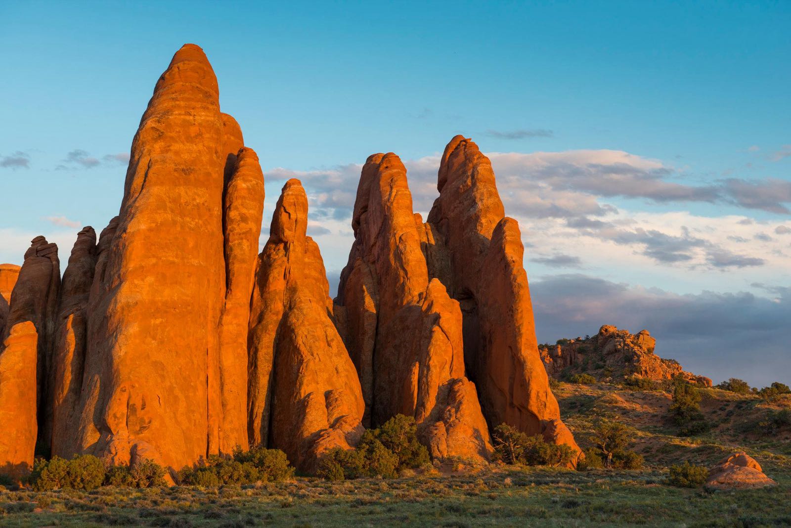 Sandstone fins near Sand Dune Arch