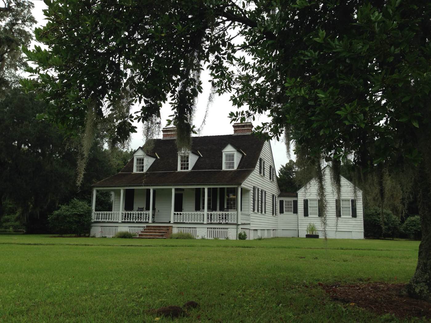 The circa-1828 Lowcountry cottage at Snee Farm, now the park’s visitor center